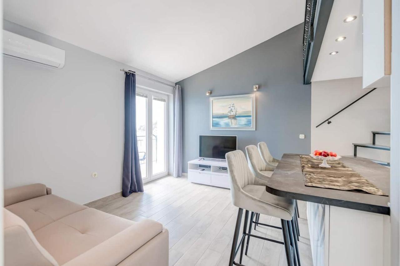 Ventula Apartment Mimice Exterior photo